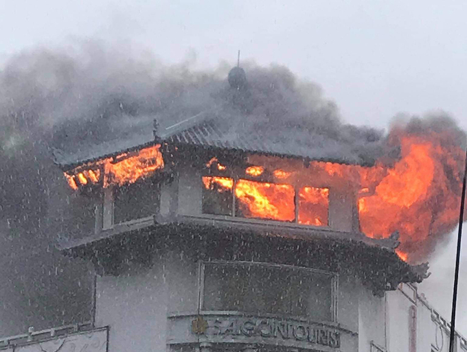 khach-san-dong-khanh-chay