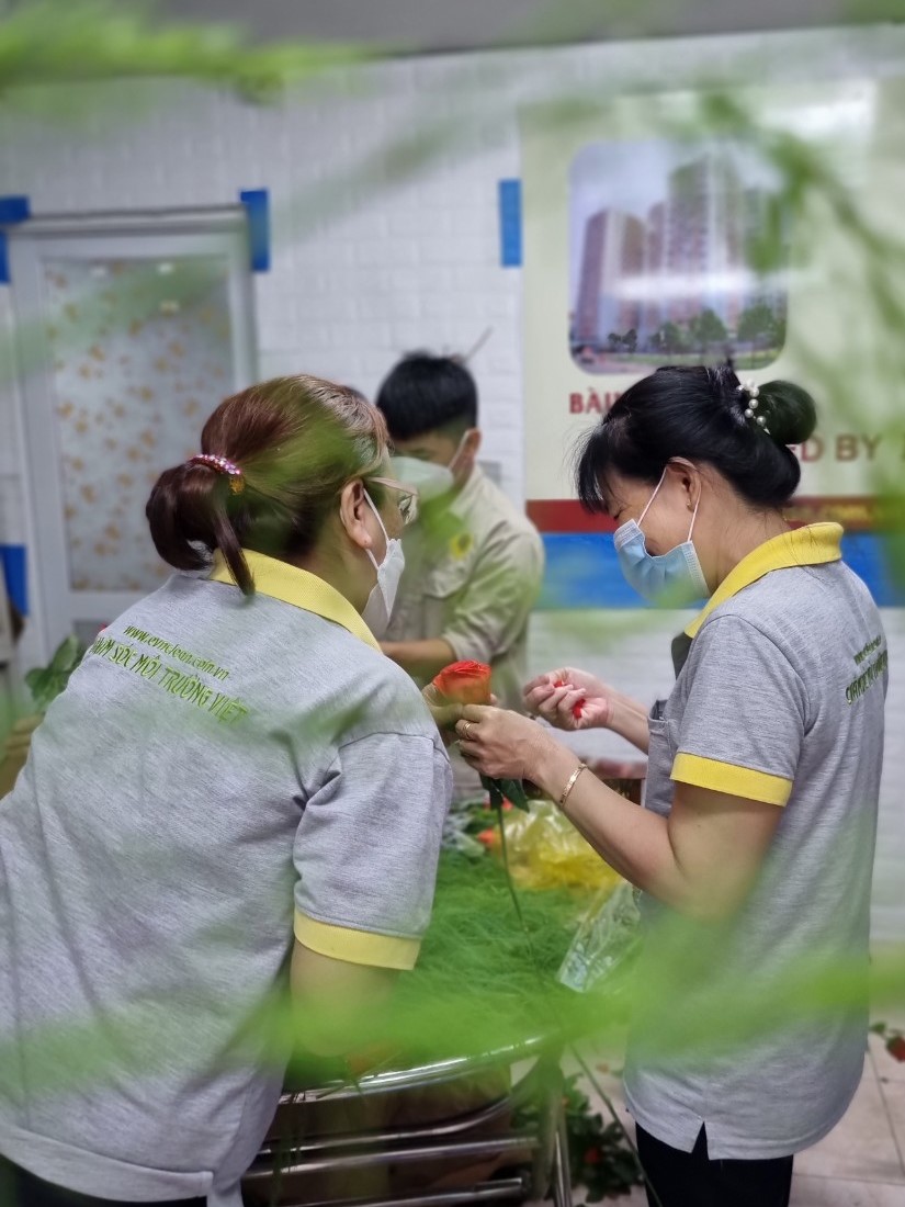 BQL My House chuẩn bị quà 8-3 tặng cư dân