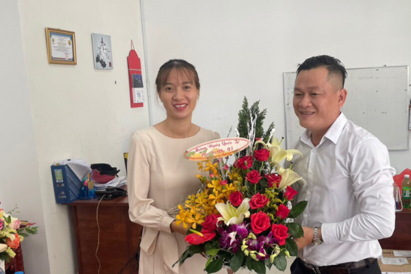 my-house-cham-soc-phu-nu-tai-cong-dong-my-house-trong-ngay-quoc-te-phu-nu-8-3