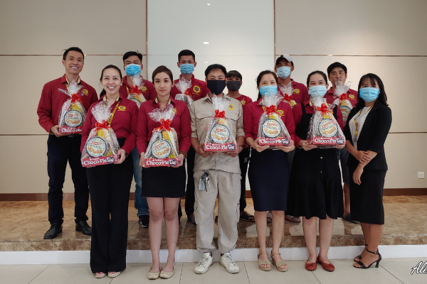 MY HOUSE danh tang qua tet cho nhan vien