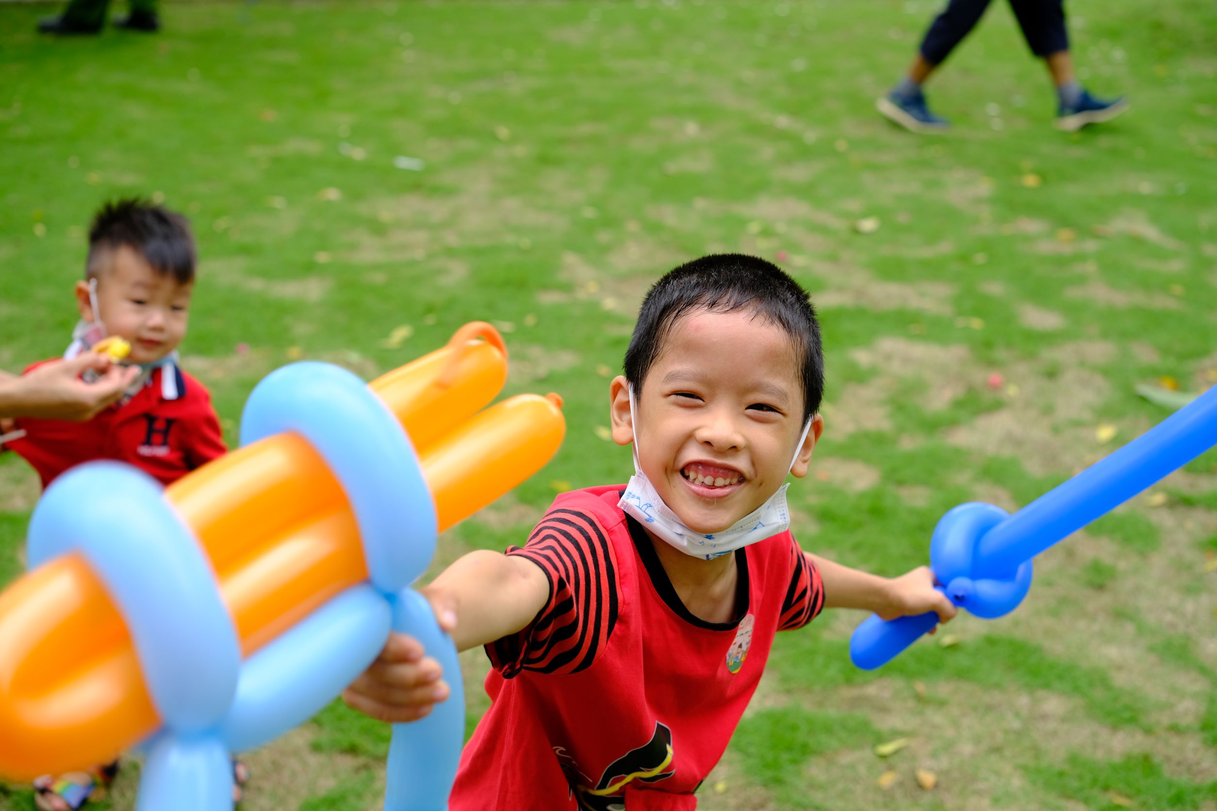My House mang khong khi ngay hoi quoc te thieu nhi den cac em nho