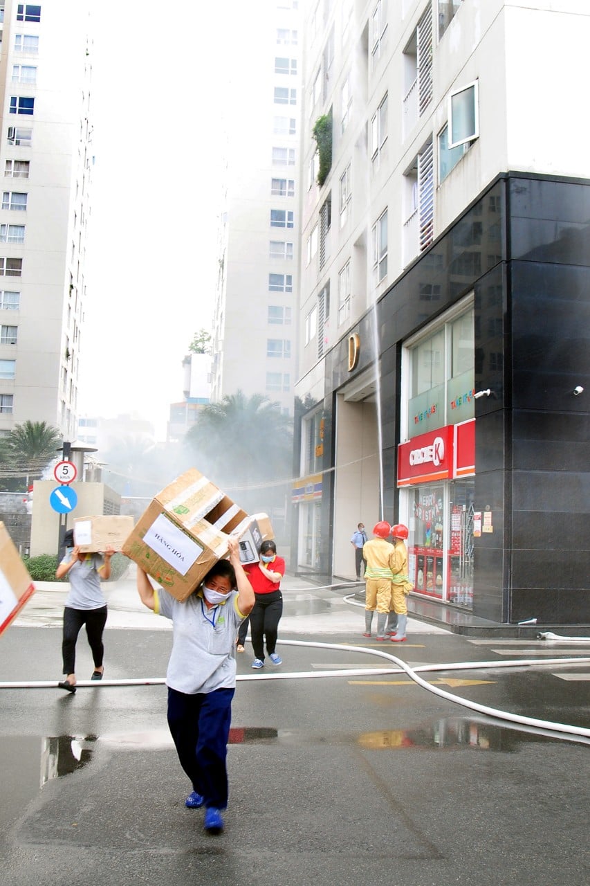 My House tai Sky center thuc tap PCCC