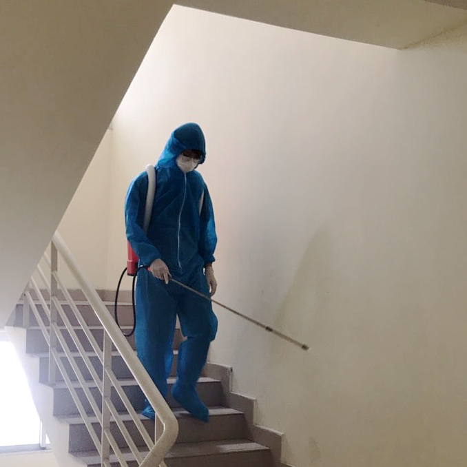 phun-ve-sinh-khu-khuan