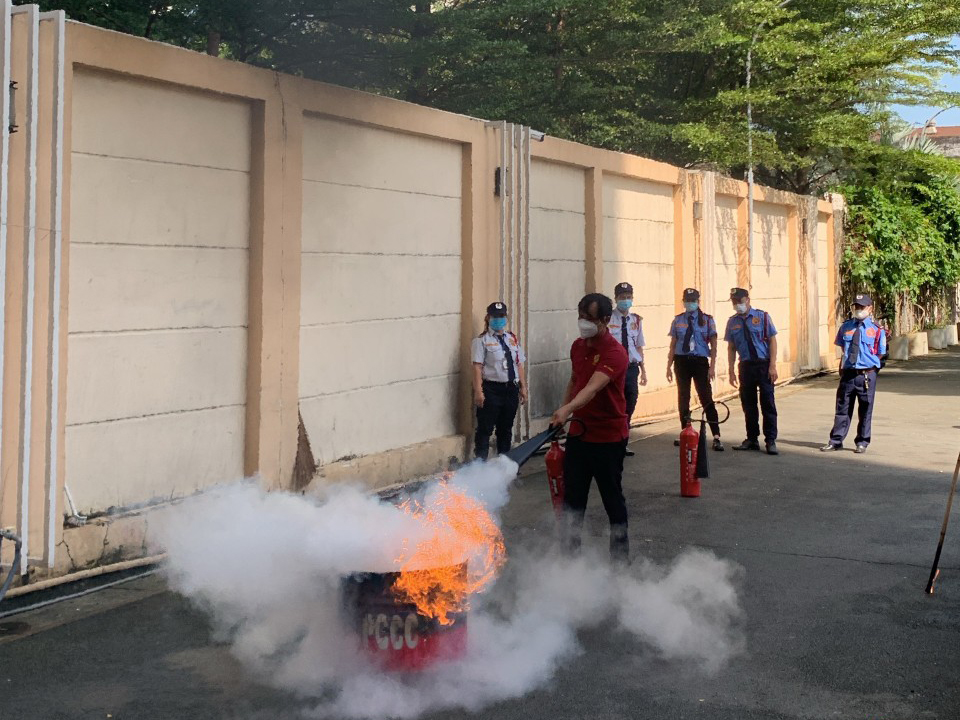 BQL MY HOUSE TỔ CHỨC TẬP HUẤN PCCC ĐỊNH KỲ TẠI CHUNG CƯ