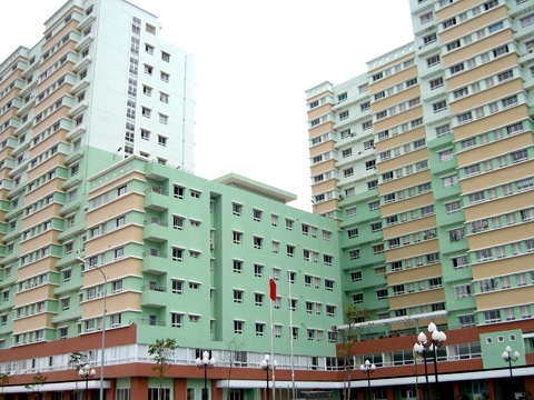 Nhà thu nhập thấp đến thời mời mua