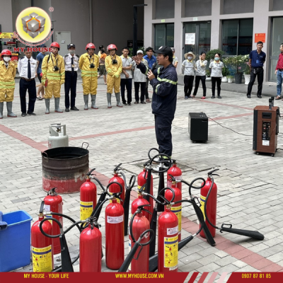 SKY 9 DIỄN TẬP PHÒNG CHÁY CHỮA CHÁY